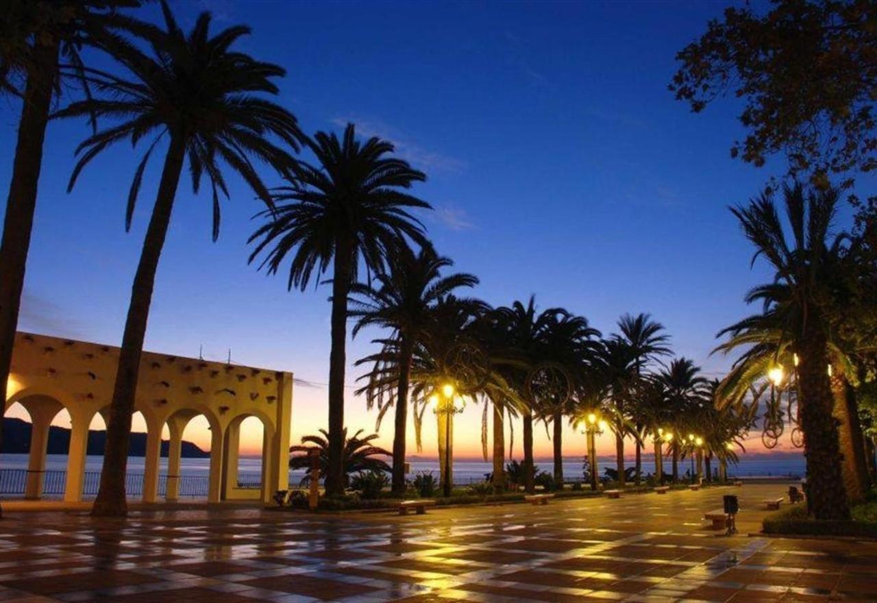 Valparaiso - Burriana Beach Нерха Экстерьер фото